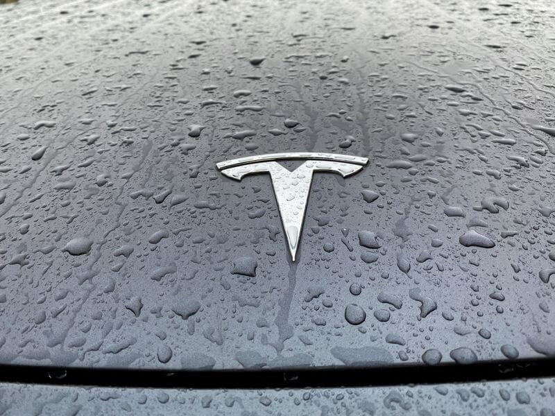 Tesla ზრდის ხარჯების გეგმას, რადგან იმედოვნებს, რომ გაზარდოს წარმოება